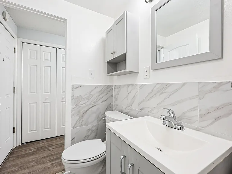 356 Franklin Ave #4 — Photo 12