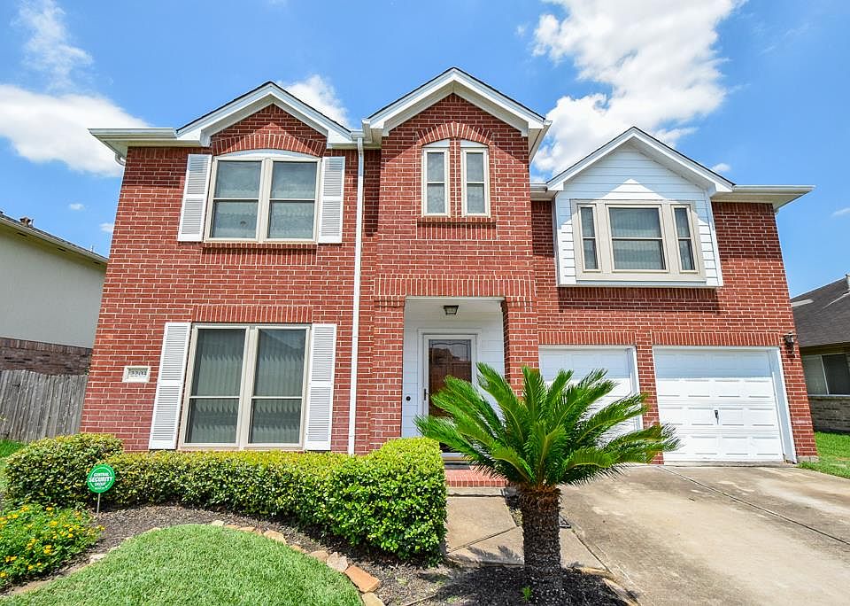 1st image of 2203 Heatherwood Dr