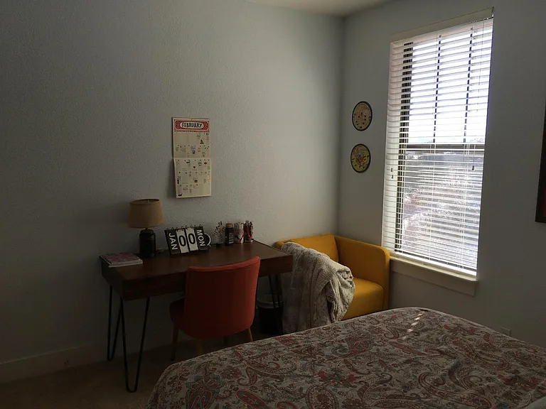 Guest bedroom