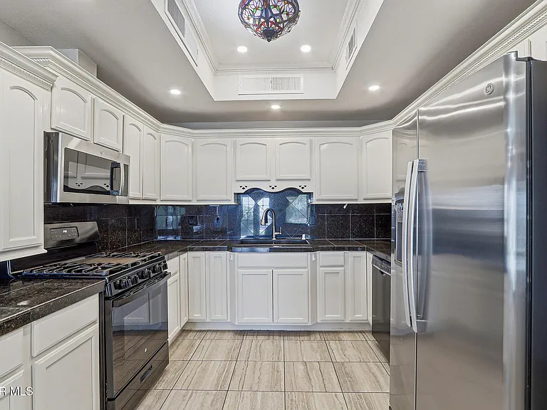 825 Dulce Tierra Dr — Photo 10