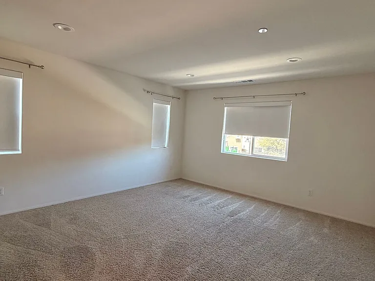 5474 Starlight Pl — Photo 18