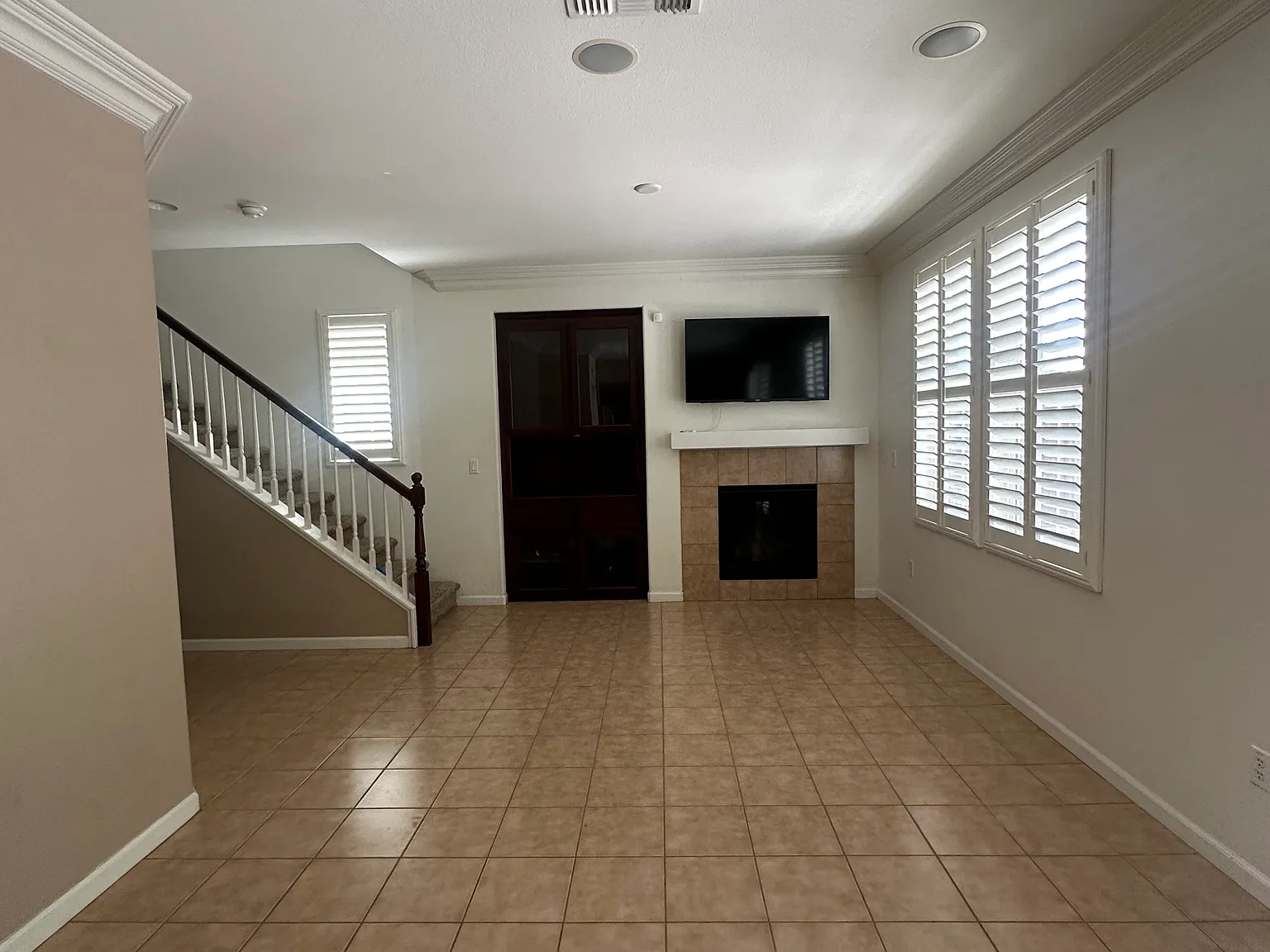 9012 Cortina Cir — Photo 3