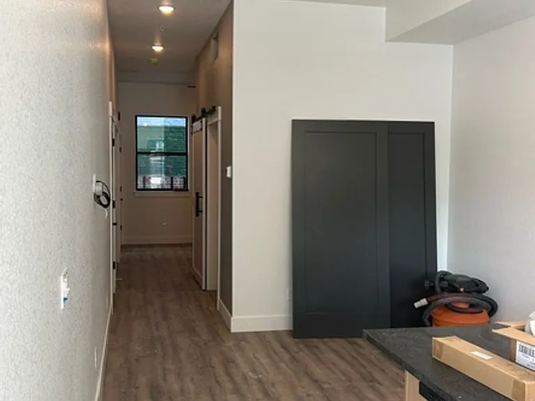 400 N Garfield Ave #106 — Photo 4
