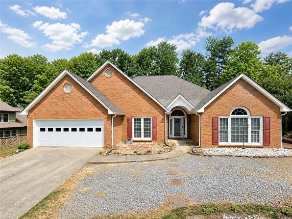 2395 Ashton Ridge Dr, Dacula, GA 30019