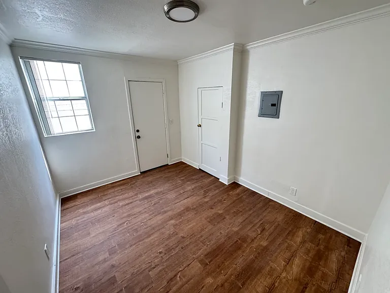 1234-1236 Rolland Curtis Pl — Photo 5