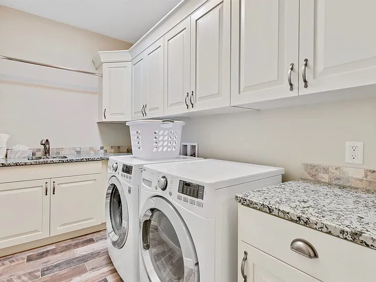 Laundry Room Cabinet