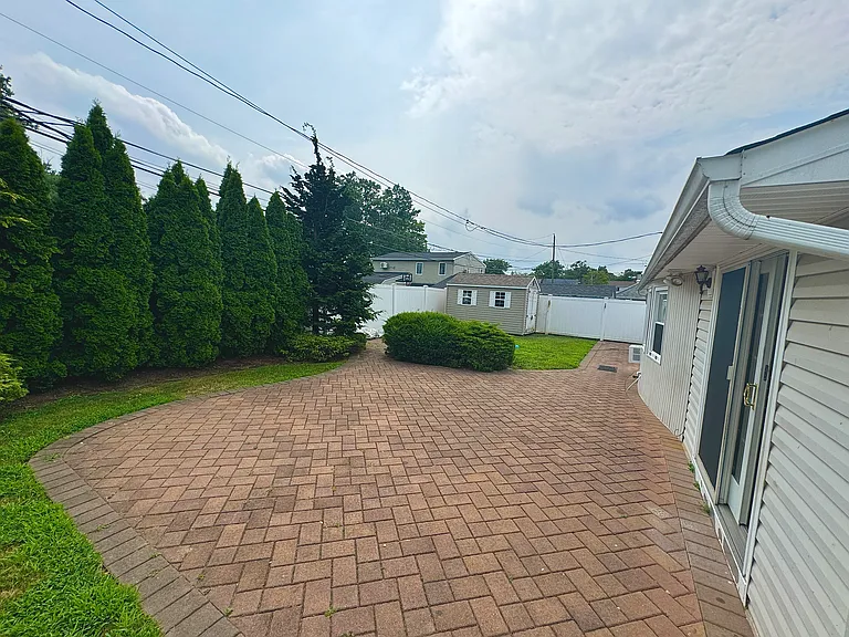 11 Admiral Ln #1 — Photo 22