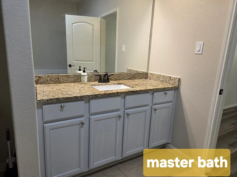 7642 Dusty Melody Ln — Photo 24