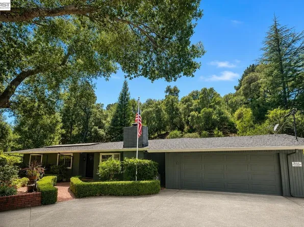 516 Moraga Way, Orinda, CA 94563