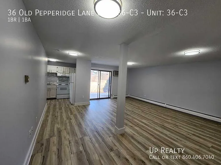 36 Old Pepperidge Ln #C3 — Photo 4