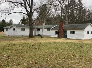 8642 Virgil St, Lake, MI 48632