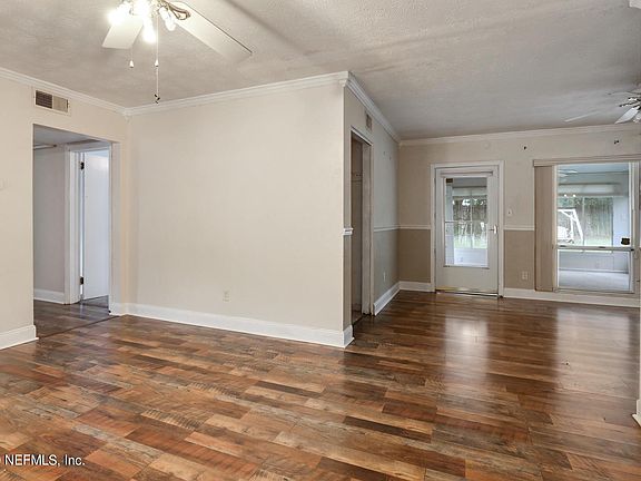 2nd image of 746 Kasimir Dr