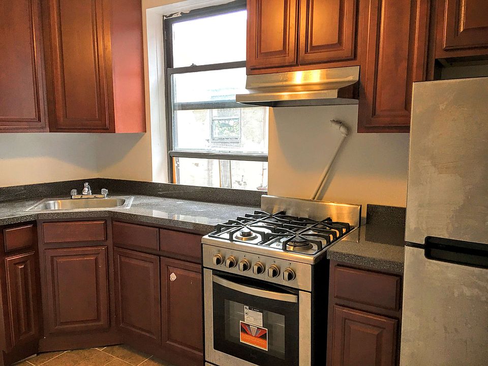 1st image of 102 E 103rd St APT 12