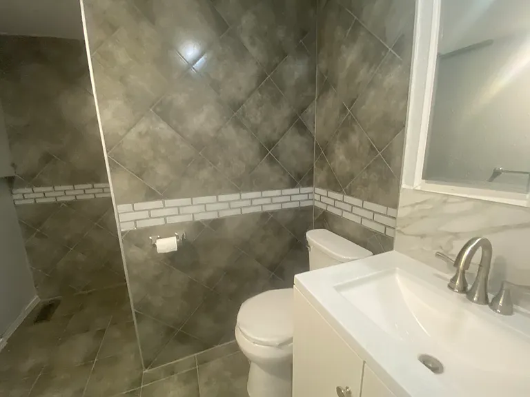 1716 S Webster Dr — Photo 14