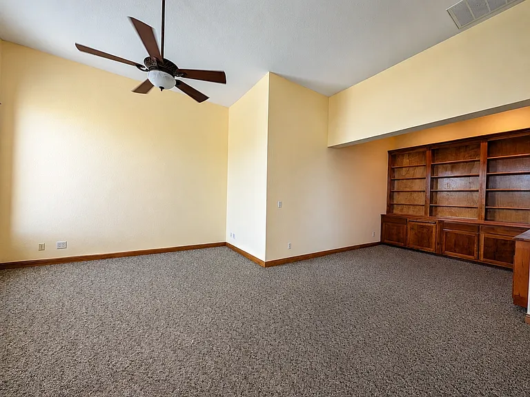 303 S Main St #B — Photo 13