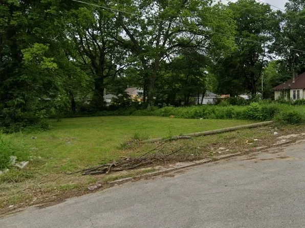 1960 E McLemore Ave, Memphis, TN 38114