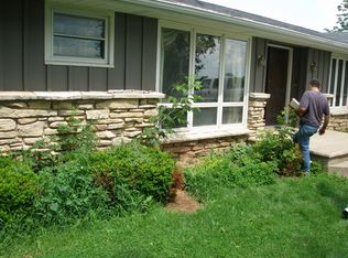 3313 Buddy Ln, Green Bay, WI 54311