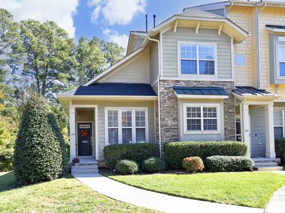 124 Tobacco Leaf Ln, Apex, NC, 27502