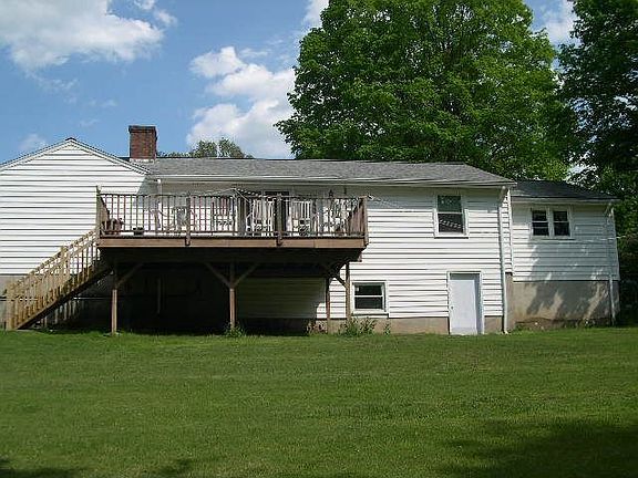 deck overlooking back