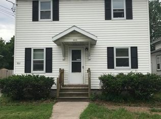 841 W 9th Ave, Oshkosh, WI 54902