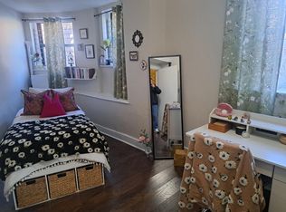 196 Saint Botolph St APT 1, Boston, MA 02115