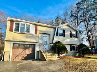 28 William Rd, Billerica, MA 01821