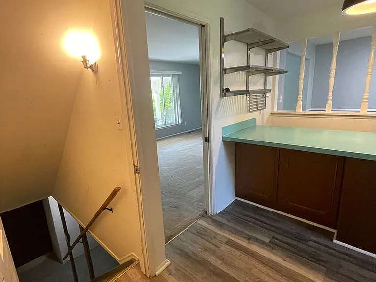 2163 Yorktown Dr — Photo 18