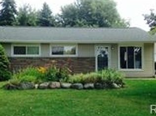 7910 Dubuque Rd, Clarkston, MI 48348