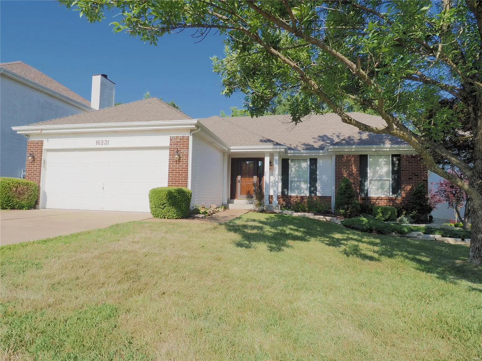 16231 Port Of Nantucket Dr photo 1