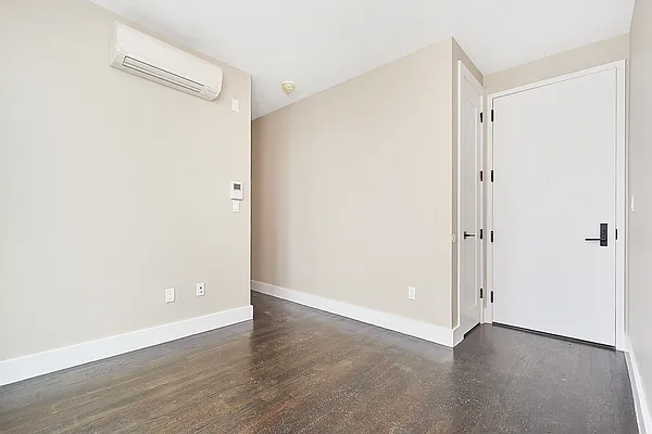 Rented by Keller Williams NYC | media 15