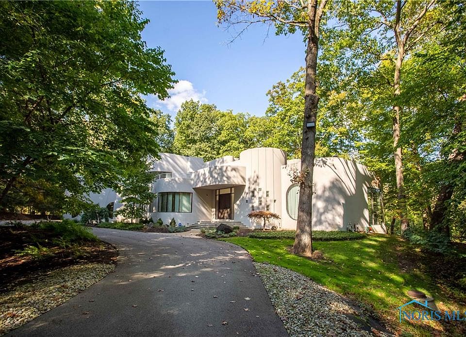 1st image of 4832 Devilbiss Ct