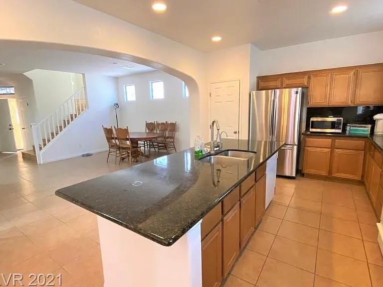 3434 Bella Valencia Ct — Photo 10