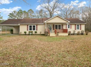 1989 Cobb Rd, Kinston, NC 28501