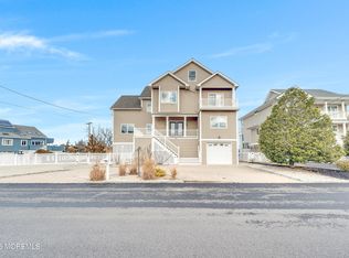 1828 Cable Drive, Toms River, NJ 08753