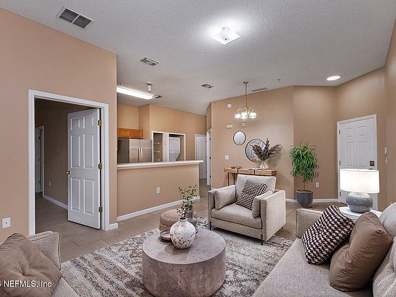3rd image of 6070 MAGGIES Circle #105