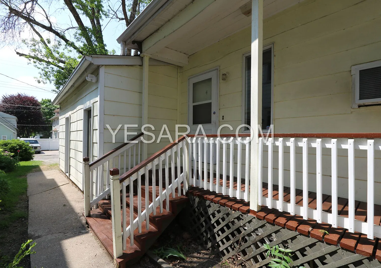 1021 N 6th St., Burlington, IA 52601 — Photo 3