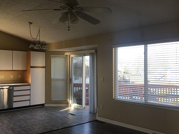 2nd image of 2270 Antoinette Way