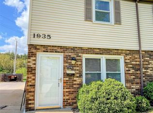 1935 Canterbury Dr, Washington, IL 61571