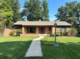 8 Forestdale Dr, Asheville, NC 28803