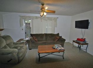 8207 Santa Fe Dr APT 3, Overland Park, KS 66204