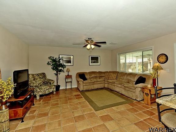 5th image of 544 Knobhill Dr