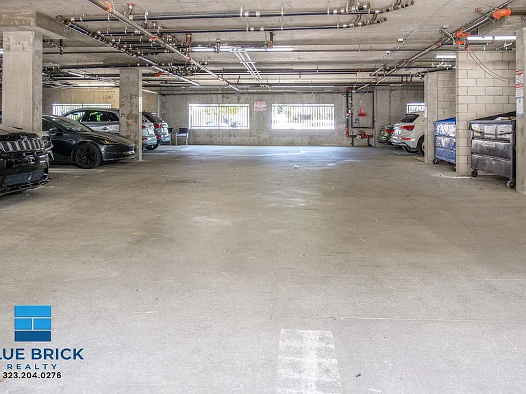 4305 Laurel Canyon Blvd #202A — Photo 25