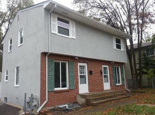 3825 Lake Dr, Robbinsdale, MN 55422