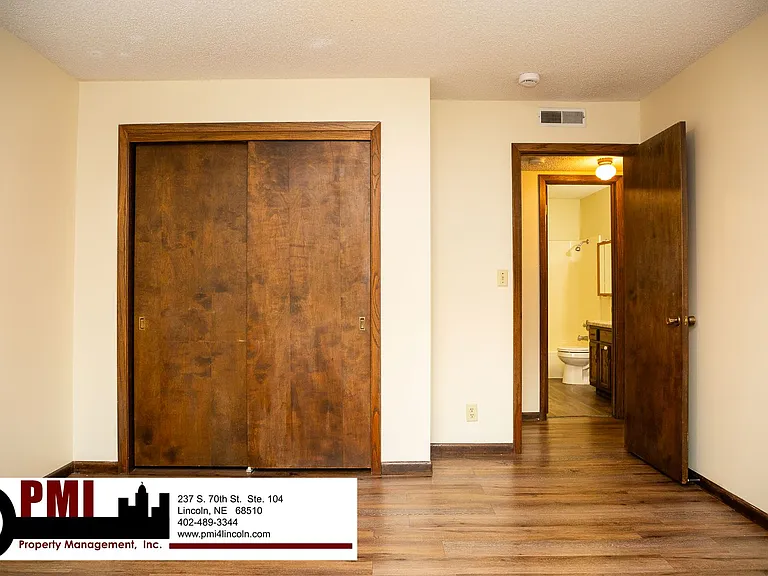 2323 D St #5 — Photo 17