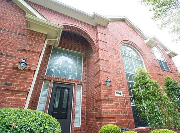 3rd image of 7405 Malden Ct