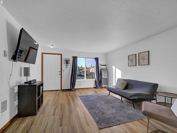 5th image of 1336 S 7th St
