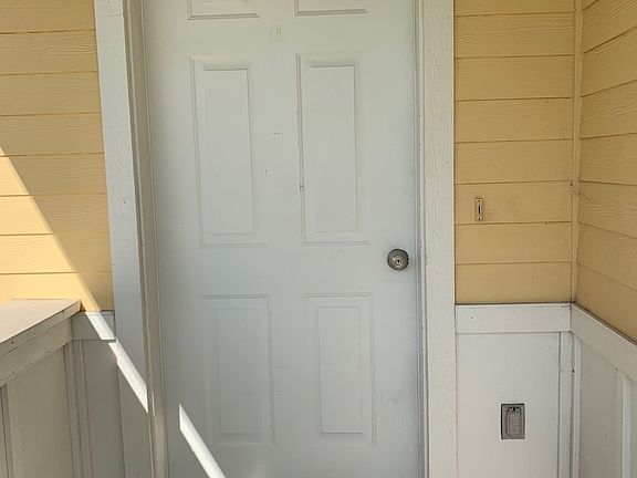 2nd image of 4277 W Babcock St APT 8