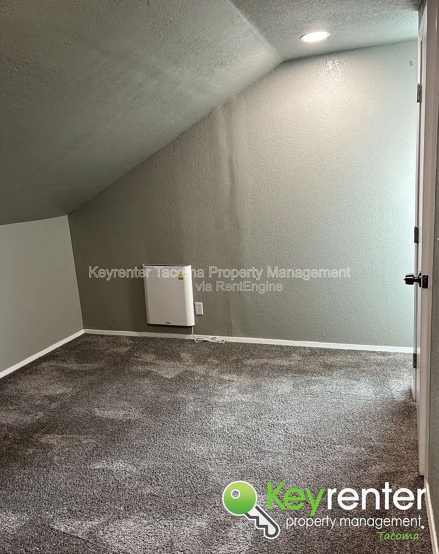 1 bed, 1.0 bath, 140 sqft, $700 — Photo 3