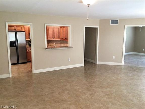 5th image of 9629 Crescent Garden Dr #H-102