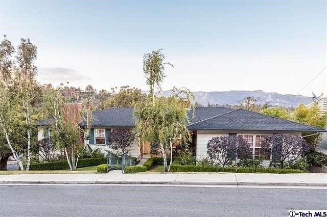 1st image of 100 Anita Dr